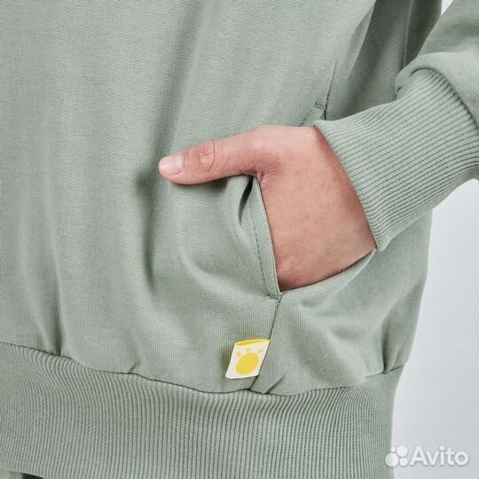 Костюм для мальчика 152-158 новый