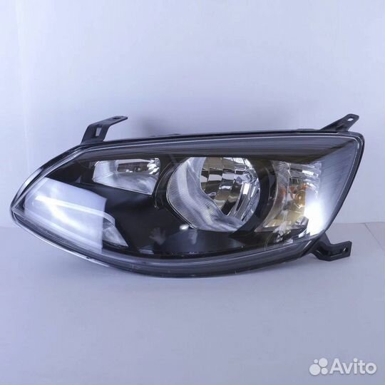 Блок фара левая