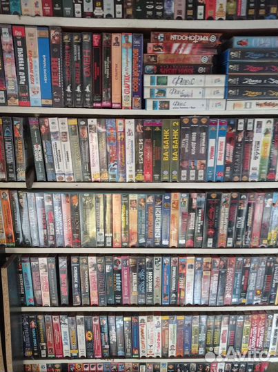 Видеокассеты