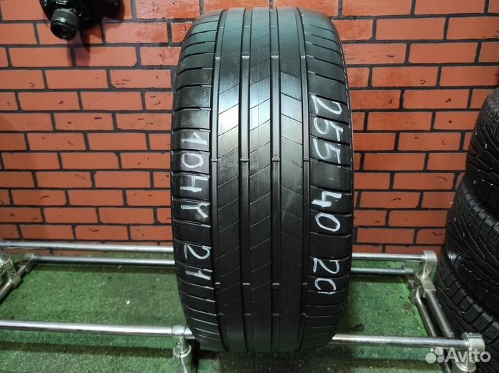 Bridgestone Turanza T005 255/40 R20 104Y