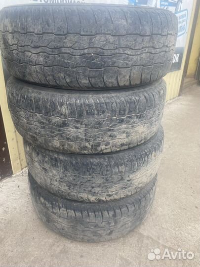 Bridgestone Dueler H/T 687 235/60 R16