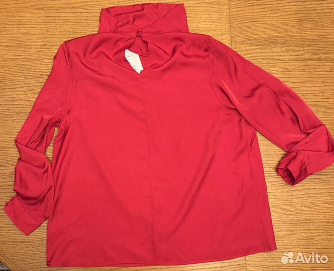 Новая нарядная блуза