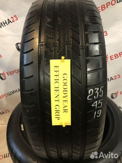 Goodyear EfficientGrip 235/45 R19 95W