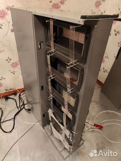 Закрытый корпус на 12 видеокарт для майнинга