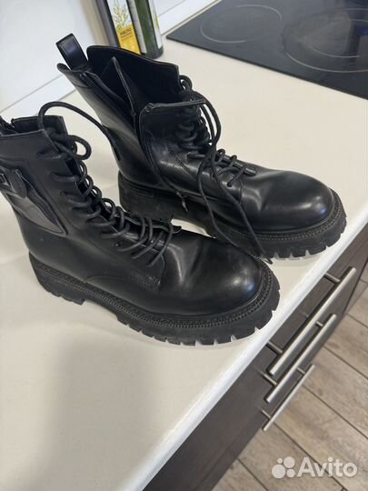 Boots shoe