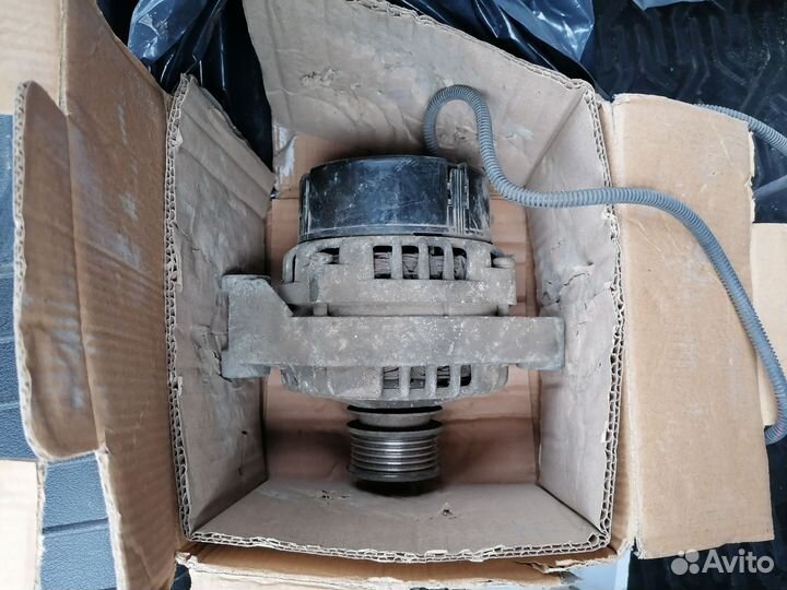 Продам б/у генератор