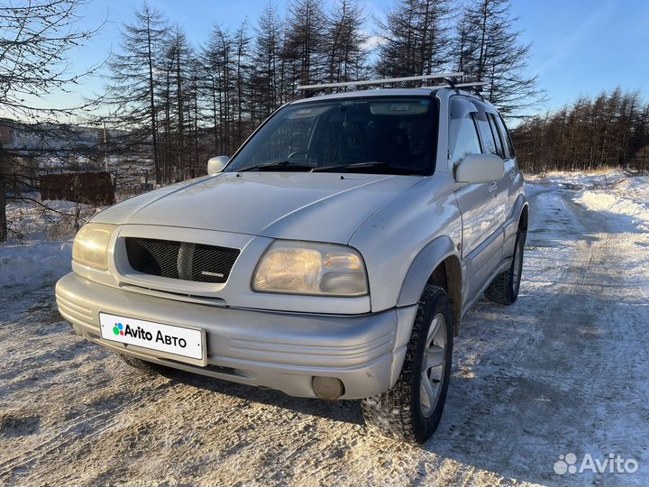 Suzuki Escudo 2.0 AT, 2000, 302 000 км