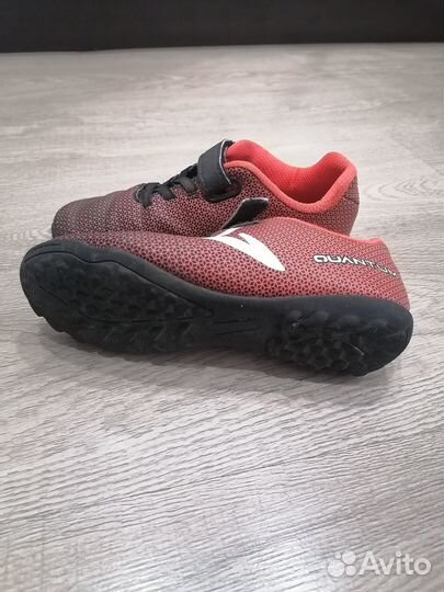 Бутсы 33р