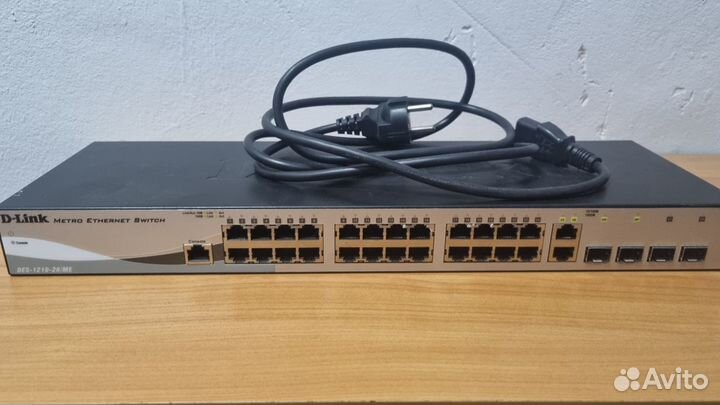 Коммутатор D-Link DES-1210-28/ME