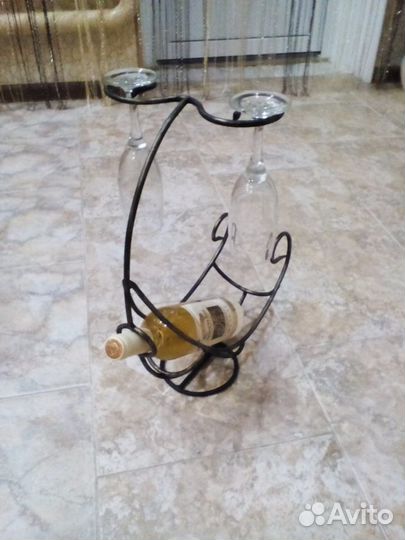 Подставка под вино