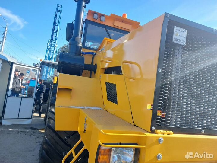 Трактор Кировец К-700, 2024