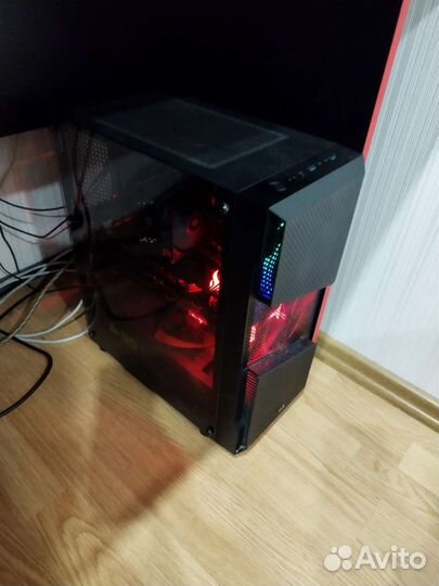 Игровой компьютер Xeon 12/24 ядра 6700 xt 12g