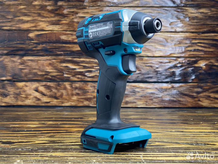 Импульсный винтоверт Makita DTD152Z