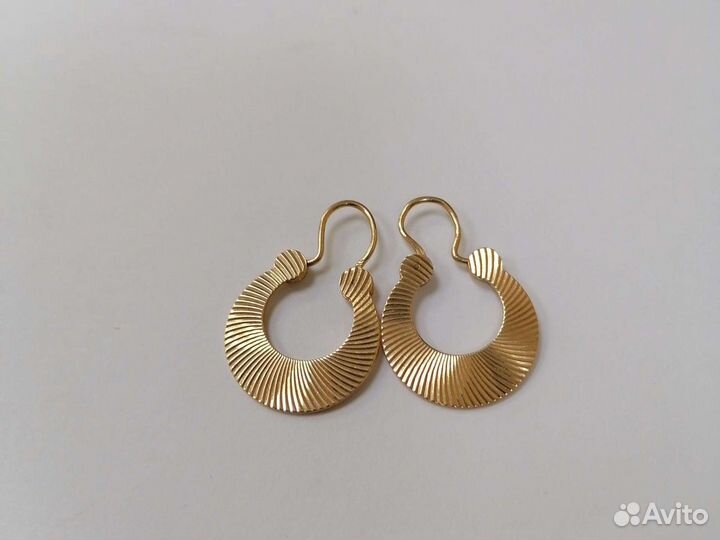 Золотые серьги 583 пробы