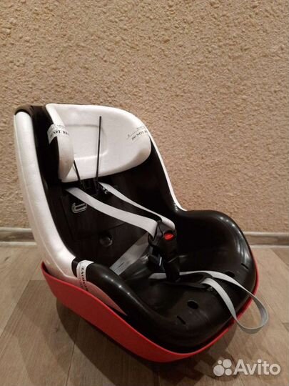 Автавтокресло Maxi cosi 2waypearl с базой 2wayfix