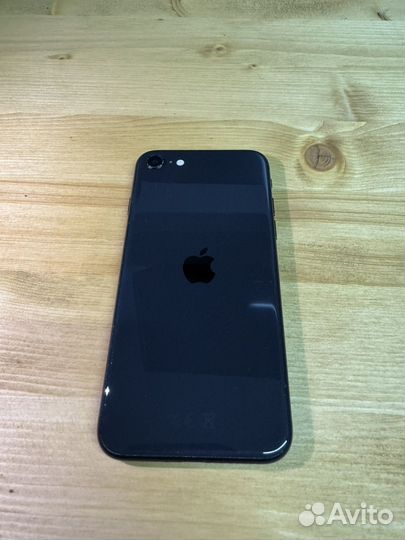iPhone SE (2020), 128 ГБ
