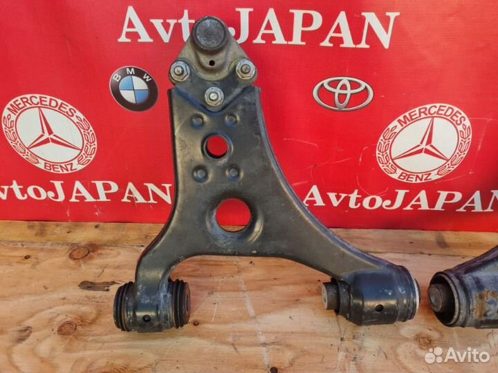 Рычаг передний правый Mercedes-Benz A W169