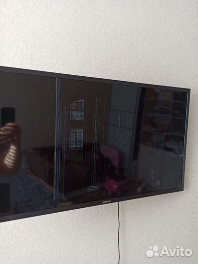 Разбитый телевизор samsung smart tv 32
