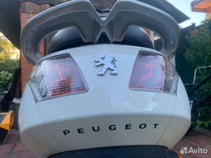 Peugeot скутр