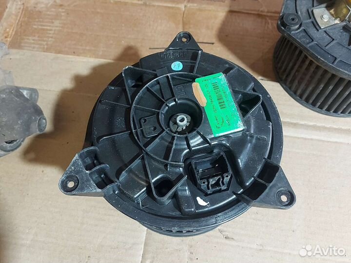 Моторчик печки для Ford Mondeo 3