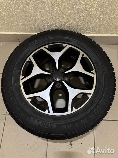 Зимняя резина 215/65 R16 на дисках subaru SB22