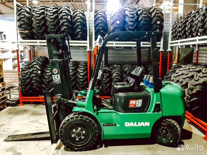 Вилочный погрузчик Dalian CPQD30FB, 2023