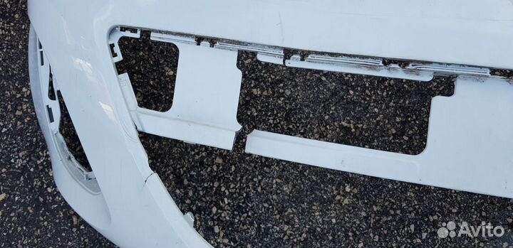 Opel Corsa D 2011-2014 Бампер передний