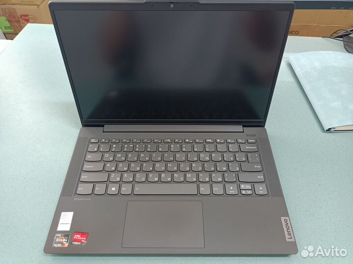 Офисный ноутбук Lenovo