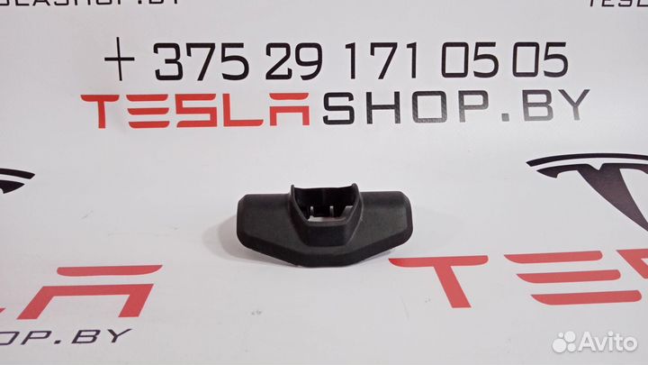 Уплотнитель ограничителя двери передней левой/прав