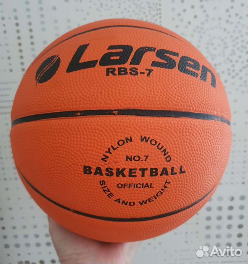 Баскетбольный мяч