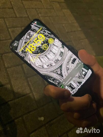 iPhone Xs, 64 ГБ