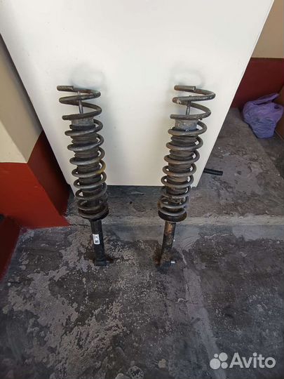 Задние амортизаторы от гранты фл