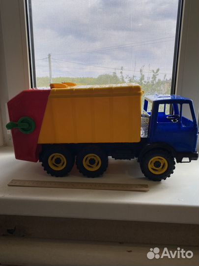 Большая машина игрушка мусоровоз Лена