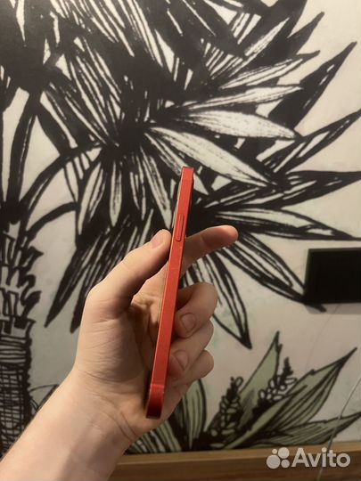 iPhone 12, 64 ГБ