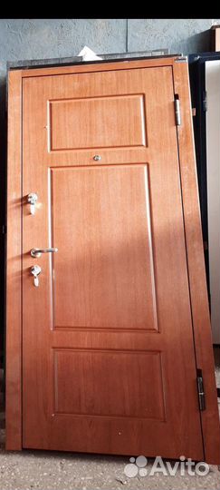 Входные металлические двери под любой проем