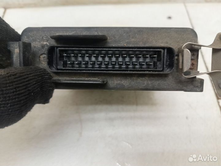 Блок управления двигателем