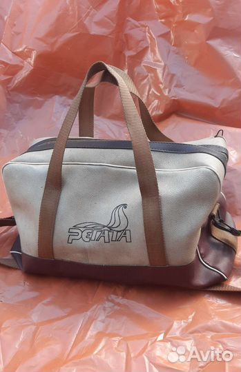 Чемоданы и дорожные сумки