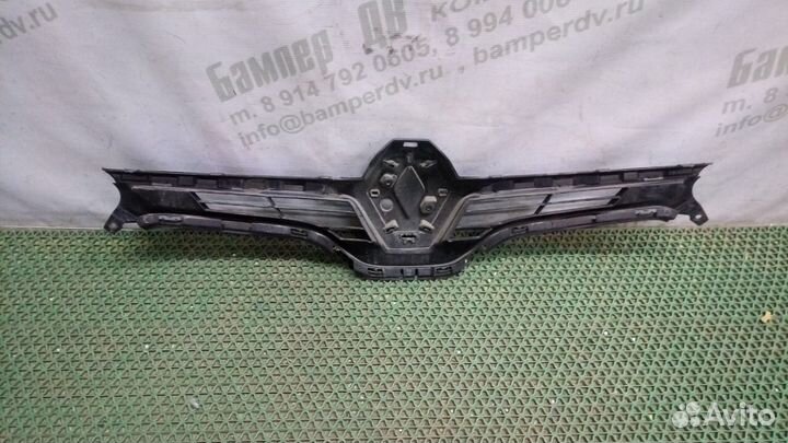 Решетка радиатора renault megane KZ0G перед