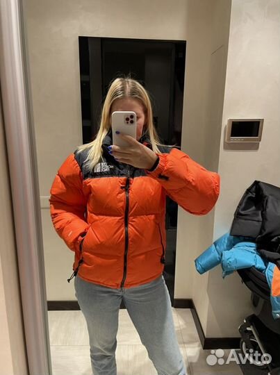 Пуховик женский north face