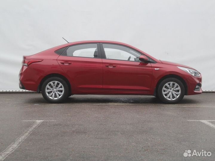 Hyundai Solaris 1.6 AT, 2019, 101 000 км