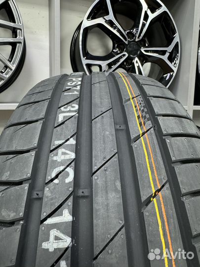 Kumho Ecsta PS71 245/35 R18 92Y