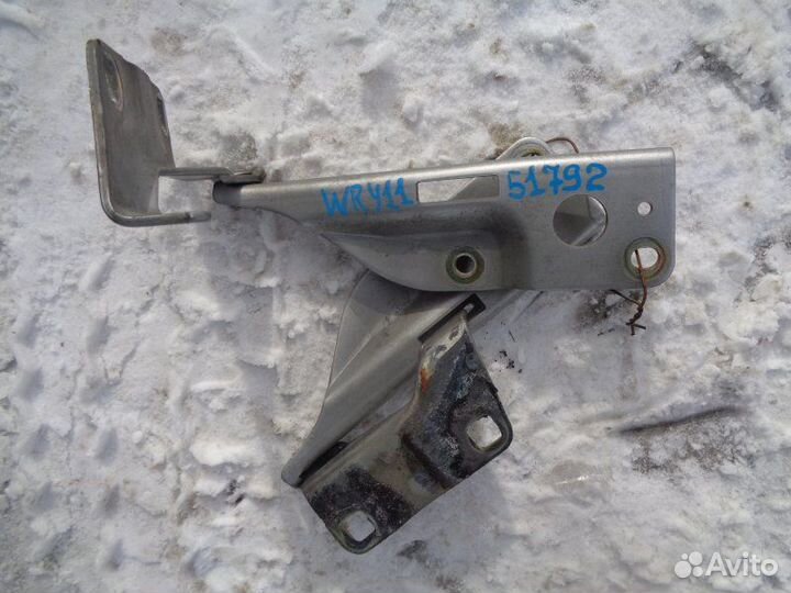 Петля капота Nissan Wingroad WRY11 QR20DE 2002/11