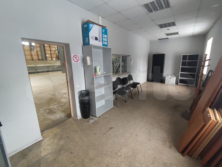 Склад, 676 м²