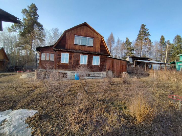 Дом 77 м² на участке 12,8 сот.