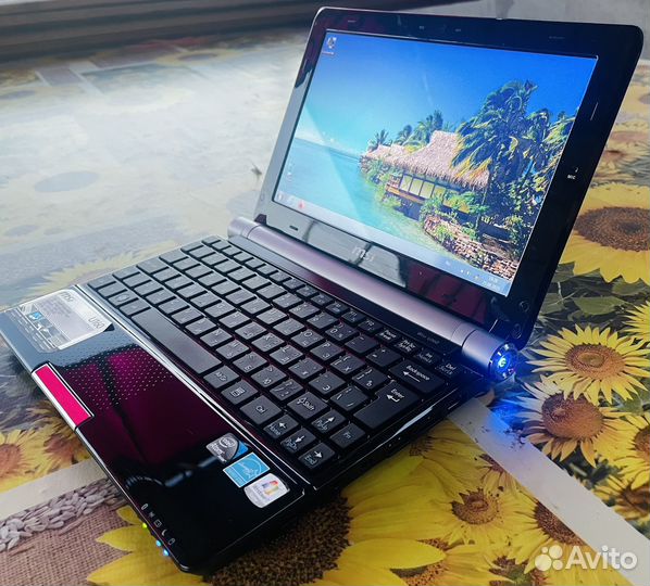 Ноутбук msi u160