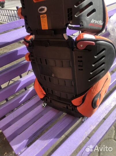 Детское автомобильное кресло бу италия