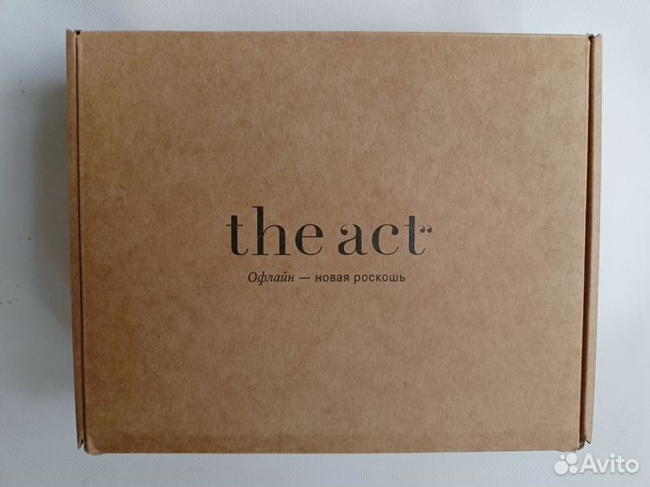 Коробка для косметики the act