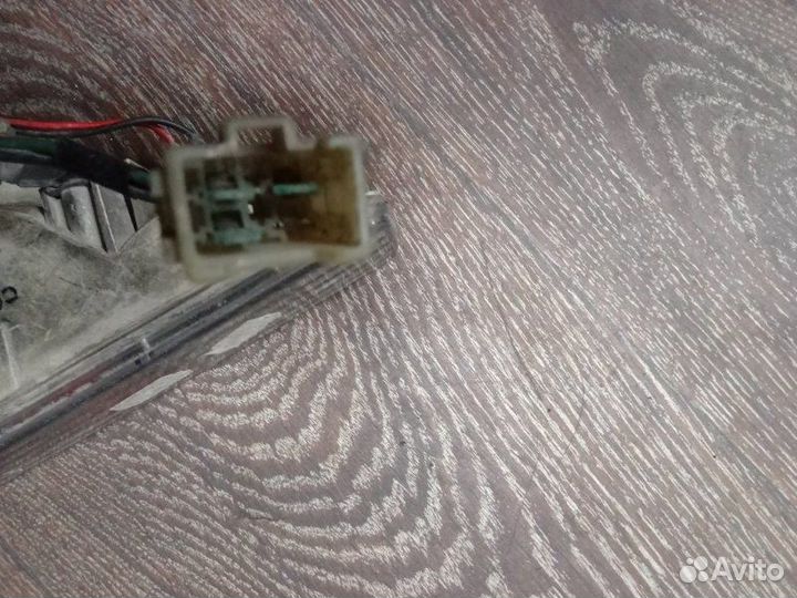 Повторитель поворота в бампер передний левый Honda