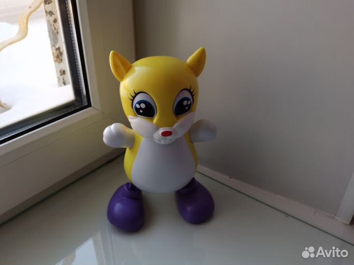 Танцующая зверушка