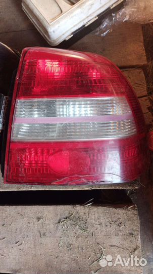 Задние фонари на Kia Shuma